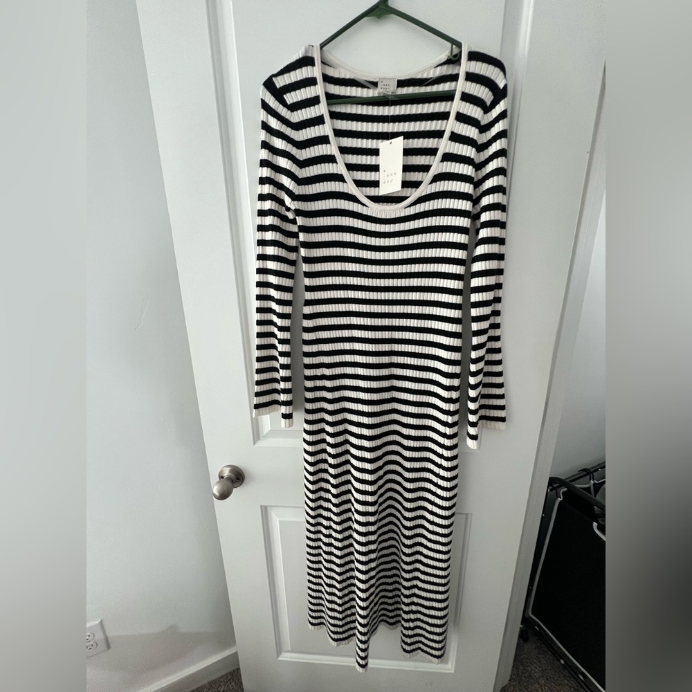 a new day Black and White Striped ribbed long Sleeve Dress